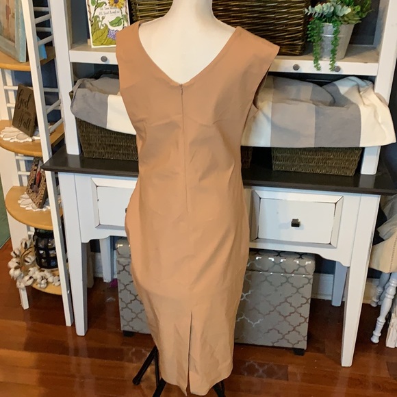 MUCXXN Camel Sleeveless Dress w/Ruching Sz 3X, EUC - Picture 4 of 10